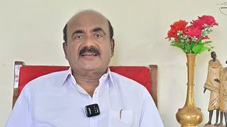 പ്രമുഖ നടന്റെ നാല് പെണ്‍മക്കളുടെ ഫോട്ടോയുടെ താഴെ വന്ന കമന്റ് കണ്ട് എനിക്ക് വിഷമമായി! അവരുടെ മറുപടിയിങ്ങനെ 