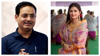 डॉ. विकास दिव्यकीर्ति अपनी इस स्टूडेंट से करते हैं बेहद प्यार, सिर्फ 23 साल की उम्र में बन चुकी है IAS