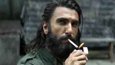 Ranveer Singh की फिल्म का क्रेज आसमान पर! Dhurandhar 2 के लिए थिएटर मालिकों को लेना पड़ा बड़ा फैसला