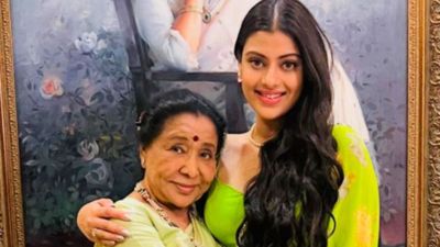 कैसी है आशा भोसले की तबीयत ? पोती ने दी हेल्थ अपडेट, दादी की तस्वीर शेयर कर फैन्स से की अपील 