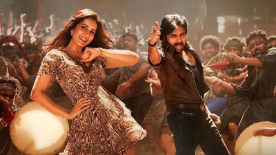 Ustaad Bhagat Singh Song: Raashii Khanna Turns Up The Energy In ‘Collar Ey Etthara’ From With Pawan Kalyan