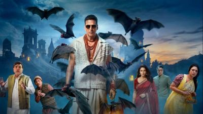 Bhooth Bangla REVIEW Goes Viral Before Release- Akshay Kumar Delivers Solid...? Is It Real Or Fake Review?