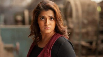 ಮಹಿಳೆಯರ ಬ್ರಾ* ಹೊರಗಡೆ ಕಂಡ್ರೆ ಏನಾಗಿಬಿಡುತ್ತೆ? ನಟಿ ವರಲಕ್ಷ್ಮಿ ಶರತ್ಕುಮಾರ್ ಪ್ರಶ್ನೆ