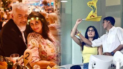 IPL 2026 ; ಅಜಿತ್ ಮಗಳ ಪಕ್ಕದಲ್ಲಿರುವ ಈ ಸುರಸುಂದರ ಯಾರು ? ಅಳಿಯನಾ ? ಬರೀ ಮಗಳ ಸ್ನೇಹಿತನಾ ?