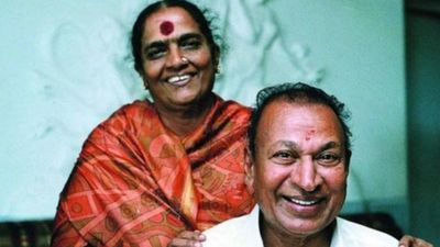 ಅಣ್ಣಾವ್ರು ಯಾರಿಗಾದ್ರು ಸಹಾಯ ಮಾಡಲು ಹಣ ಕೊಡು ಅಂದಾಗ ಇಲ್ಲ ಎನ್ನುವಂತಿರಲಿಲ್ಲ ಪಾರ್ವತಮ್ಮ