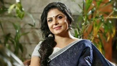 മക്കളെ പോലും ഞാൻ അടിച്ചിട്ടില്ല, പക്ഷെ അയാളുടെ മുഖത്തടിച്ചു; പ്രതികരിക്കാൻ മടിയില്ല: ആശ ശരത്ത്