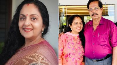 അച്ഛൻ മരിച്ചതിന് പിന്നാലെ എങ്ങനെ സിന്ധുവിന് സാധിക്കുന്നു; ഒരു മകൾ ഇങ്ങനെ ചെയ്യുന്നത് ആലോചിച്ച് നോക്കൂ: ചർച്ച