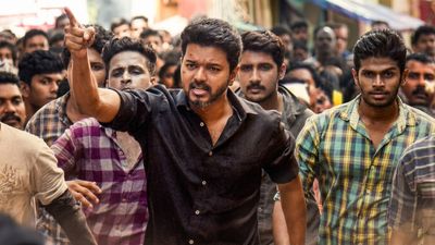 ஒரு விரல் புரட்சி வெடிக்குமா?.. விஜய்க்கு ஓட்டுப்போட ஓவர்சீஸில் இருந்து கிளம்பும் ரசிகர்கள்!