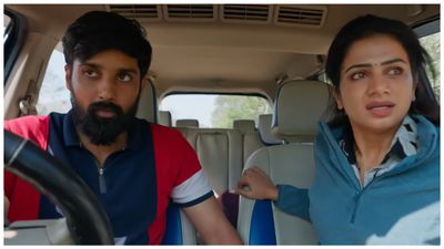 உயிர் பயத்தில் ஓடும் சக்தி,ஜனனி.. நடக்கப்போகும் விபரீதம்.. எதிர்நீச்சல் தொடர்கிறது!