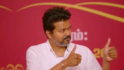 Vijay: மீண்டும் சனிக்கிழமையா? சூடு பிடிக்க தேர்தல் பிரசாரத்தை தொடங்கும் விஜய்.. தேதி குறிச்சாச்சு!
