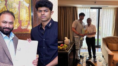 அப்பா விஜய் தயவு சுத்தமாக வேண்டாம்.. ஜேசன் சஞ்சய் ஃபுல் ஃபார்மில் இருக்காரு.. அடுத்த படம் இதுவா?