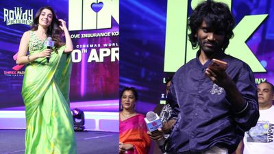 கஸ்டடி, வா வாத்தியார் தோல்வி.. கண்டிப்பா க்ரித்தி ஷெட்டிக்கு LIK கை கொடுக்கும்.. டிரெண்டிங்கில் தீமா!