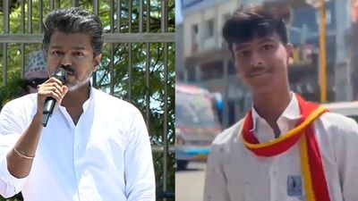 Vijay Fans: என்னோட ஓட்டு TVKவுக்கு தான்னு சொன்ன பள்ளி மாணவர்.. பங்கமாக கலாய்க்கும் நெட்டிசன்ஸ்