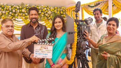 మెగాస్టార్ సతీమణి సురేఖ కొణిదెల చేతుల మీదుగా కనకదుర్గ.. సోదరుడు అరవింద్ కలిసి..!