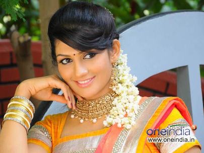 Kumaraswamy Bowled Over By Sweety