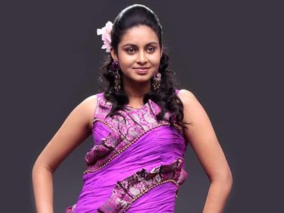 Abhinaya Debuts In Bollywood With Dhanush-Akshara Film