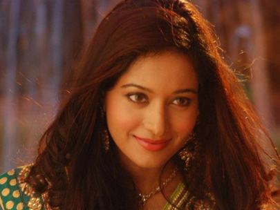 Television Beauties - Jennifer Winget, Surbhi Jyoti, Preetika Rao Thank Fans For Birthday Wishes