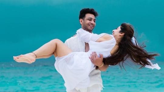 Sonarika Bhadoria & Vikas Parashar