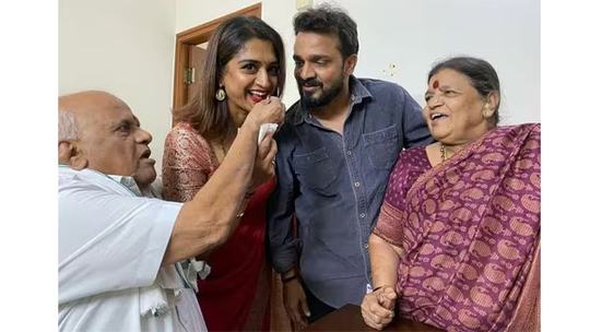 Spandana & Vijay Raghavendras Love Tale In Adorable Pics