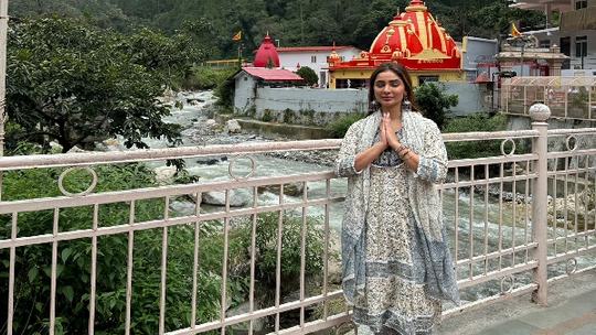 Alankrita Sahai Visits Kainchi Dhaam Temple