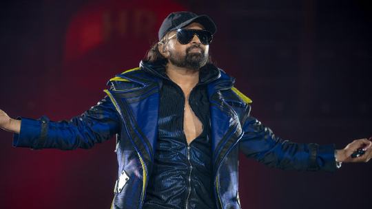 Cap Mania Tour Goes Global As Himesh Reshammiya