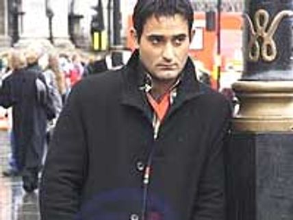 Akshaye Khanna shoots movie in secrecy