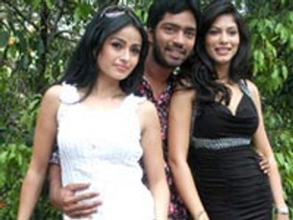 Naresh teams up with Tanya