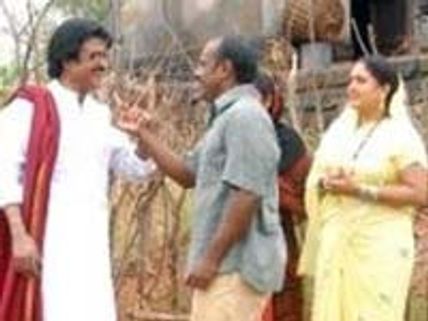 250 Barbers picket Vasu's house