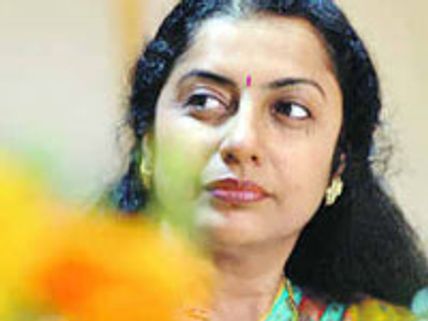 Suhasini enthusiastic about Andhra