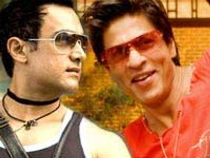 Aamir gets one better than Shahrukh