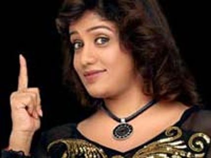 All-rounder Priya's Bindaas Hudugi