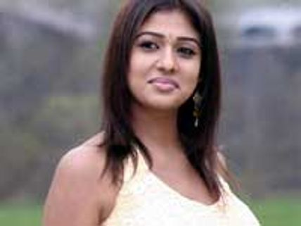 Nayantara faints during shooting