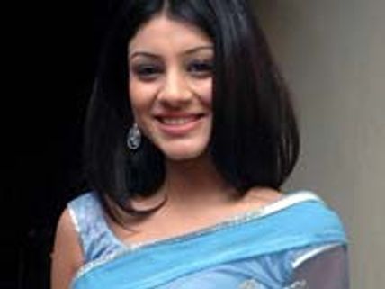 Anchal Sabherwal is raving hot!