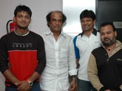 Rajini lauds Vennila Kabbadi Kuzhu team!