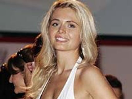 Coleman poses as Monroe to encourage curvy women 