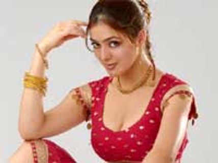 Parvathi Melton sacked from Varudu