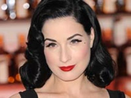 Dita Von Teese says no to sacrifice career for man