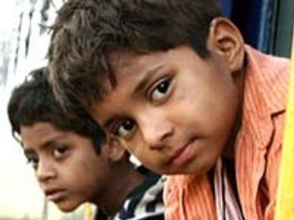 Kids in Slumdog Millionaire going to US for Oscars