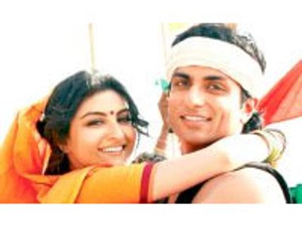 Dhoondte Reh Jaoge - Review