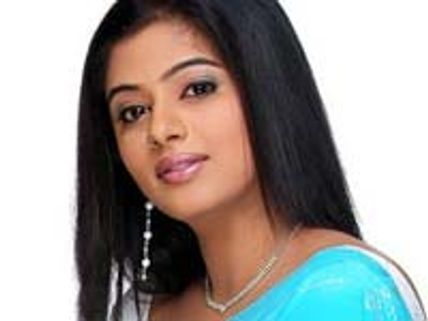 Priyamani enters the Kannada industry 