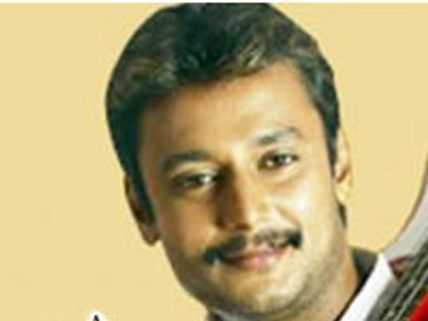 Darshan slams KFCC for neglecting senior artists