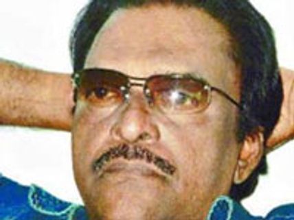 President honours director Hariharan