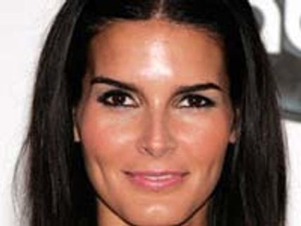 Angie Harmon supports Bristol Palin's pregnancy