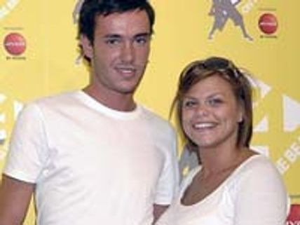 Goody's hubby reads tear-jerking ode at funeral 