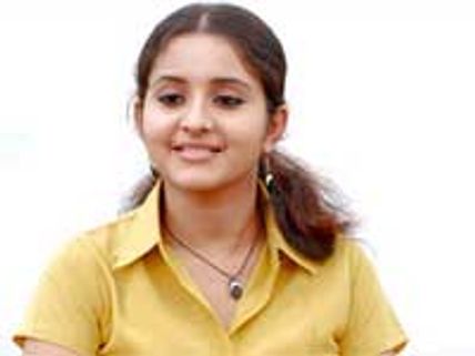 Bhama romances action king Arjun