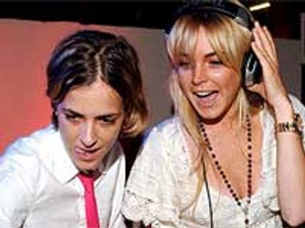 Lindsay Lohan meets Samantha after split