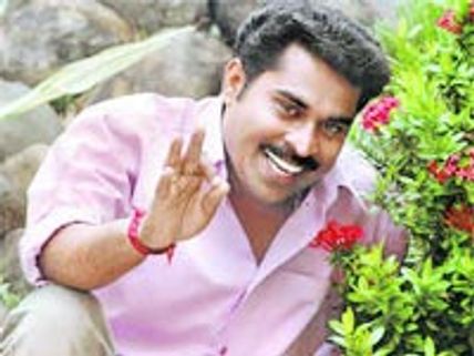 Comedian Suraj Venjaramoodu turns hero