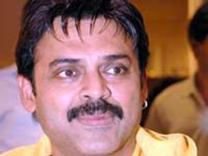 Venkatesh  shares the burden with Kamal Hassan