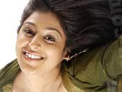 Padmapriya to star in Daddy Cool