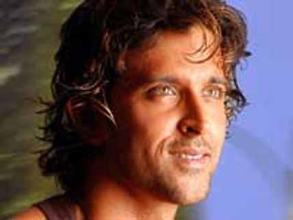 Hrithik Roshan sports pony tail